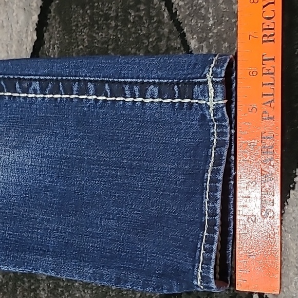 ROCK REVIVAL CELINE BLACK SEQUINS CAPRI DENIM JEAN - Picture 9 of 16